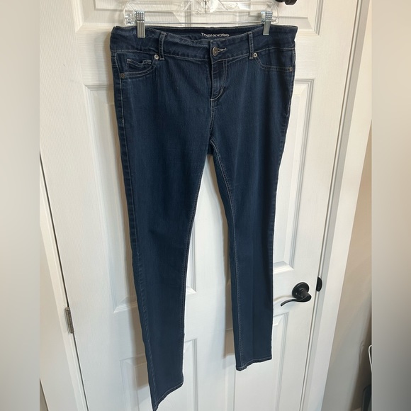 Maurice Low Rise Jeans - Picture 3 of 12